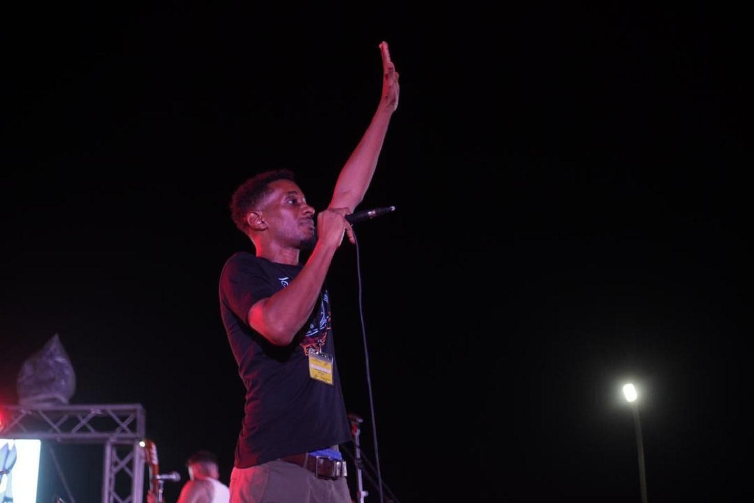 Figure 1. Alexey.el tipo este.of the hip hop duo OBSESION performing at the Rhythm, Love, and Poetry festival in Havana, Cuba 2019.