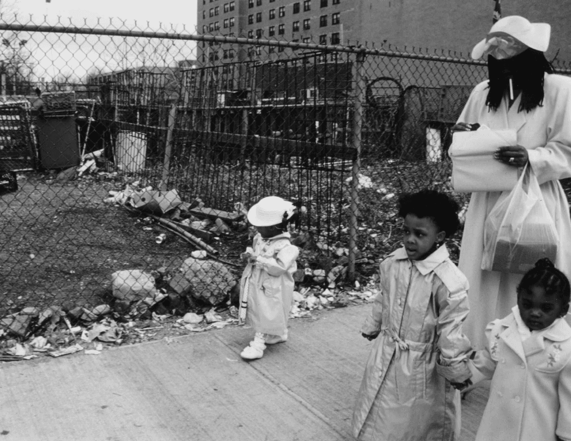 A Sunday Walk. Philippe Cheng